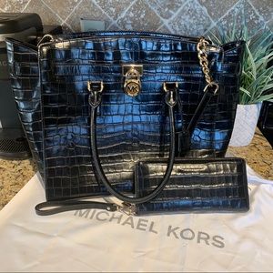 Michael Kors Hamilton and Wristlet
